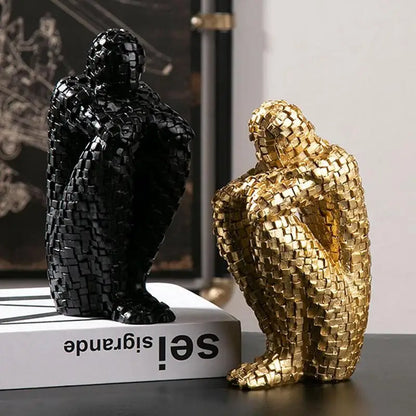 Pensador nórdico: Escultura abstracta de resina
